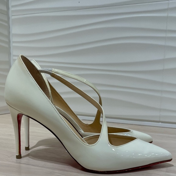 Christian Louboutin - white pumps - size 37 used once - Picture 4 of 13